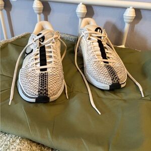 Nike Sabrina 1 Basketball Shoes